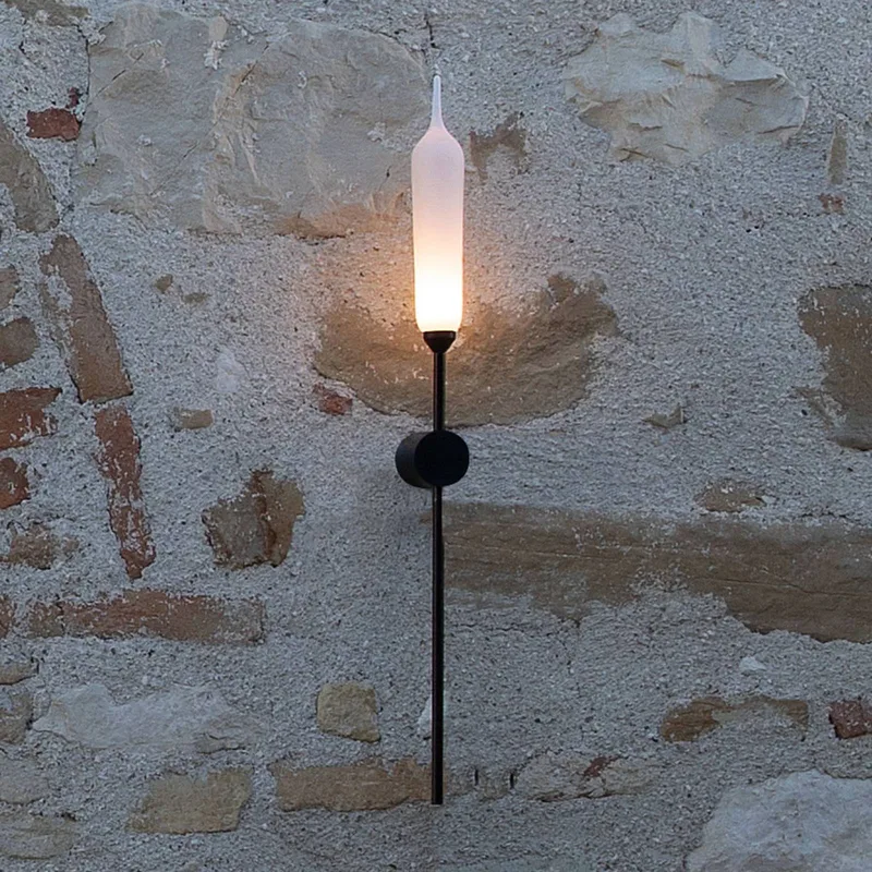 Nilo LED buiten wandlamp, IP44 by Karman in Black, White – product photo