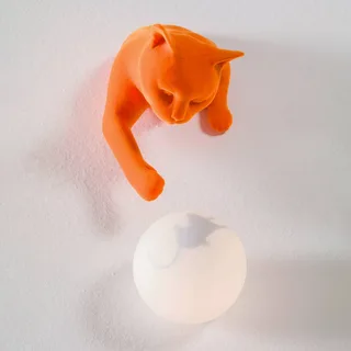 wandlamp Maoo, oranje keramiek, glas, kattenfiguurtje by Karman – product photo 2 of 2