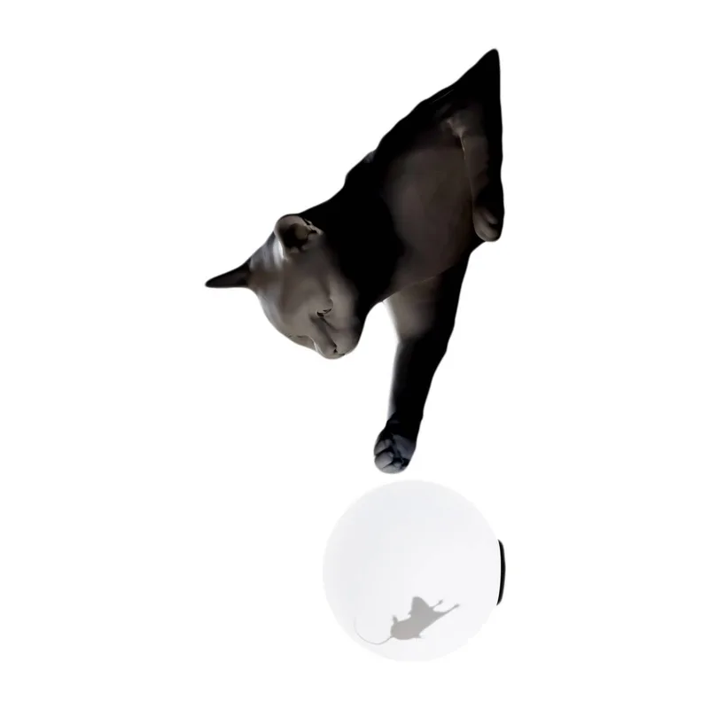 wandlamp Maoo, zwart keramiek, glas, kattenfiguurtje van Karman – productfoto