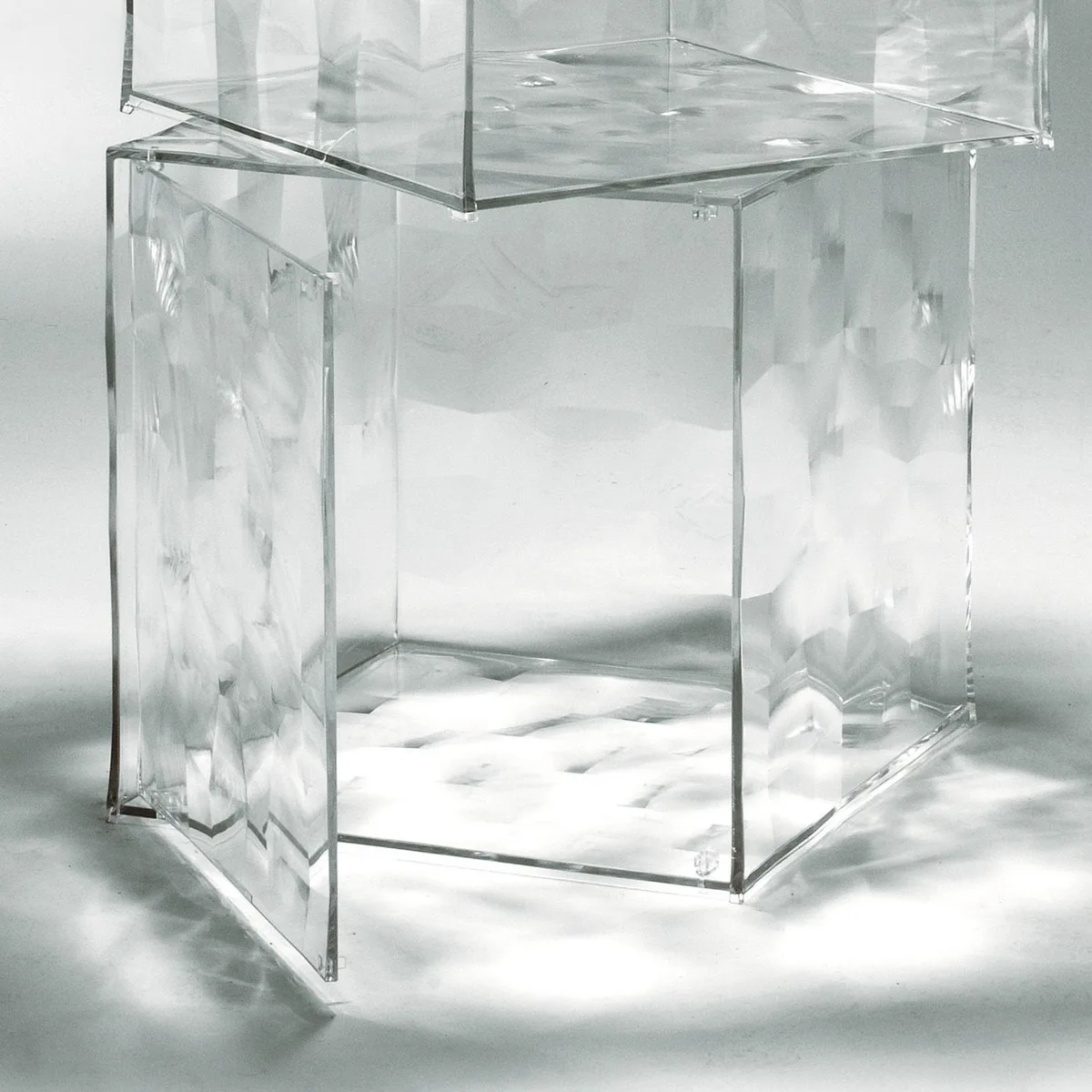 Ablage Optic - Transparent - PMMA - Designer Patrick Jouin van Kartell – productfoto
