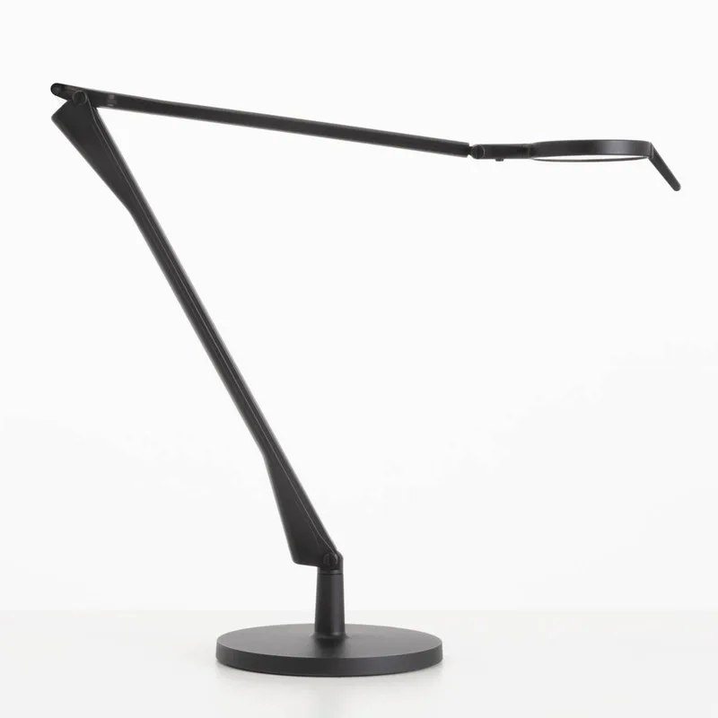 Aledin Tec LED-Tischleuchte van Kartell in Schwarz – productfoto