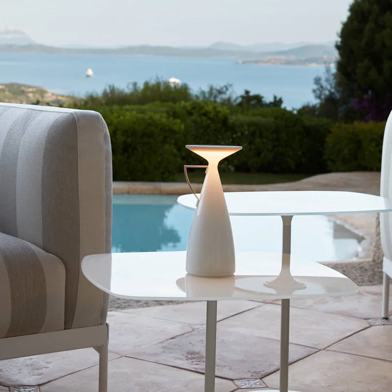 Camomille LED tafellamp op batterijen, wit, hoogte 24 cm by Kartell – product photo 2 of 3