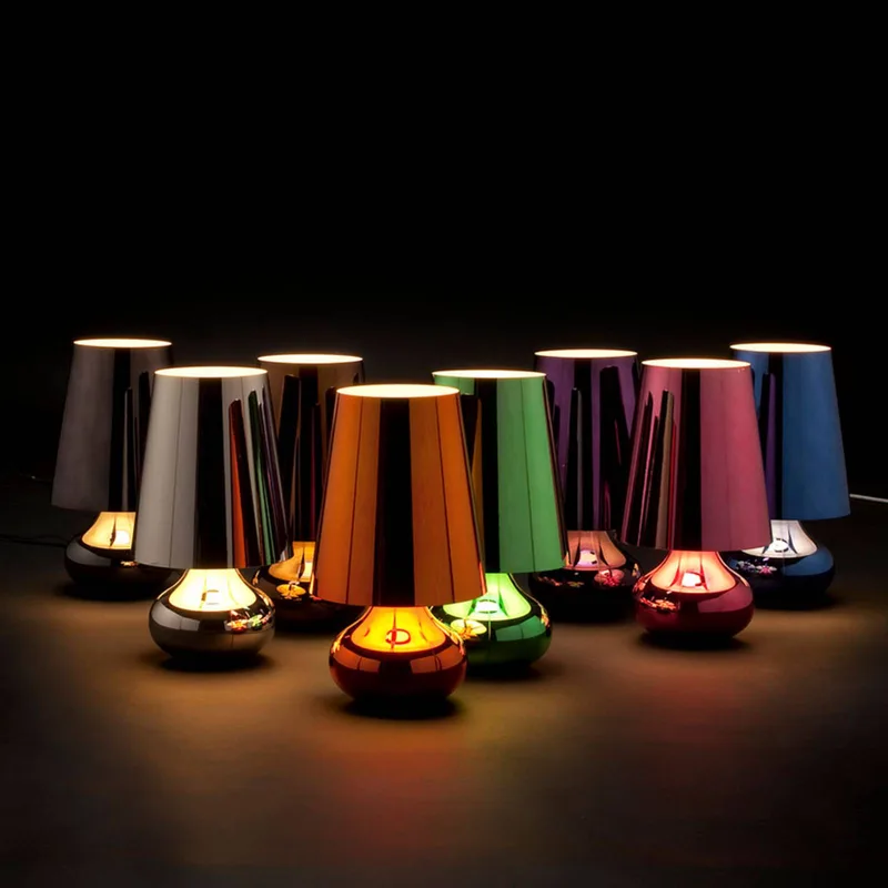 Cindy LED tafellamp, metallic blauw by Kartell – product photo 2 of 4