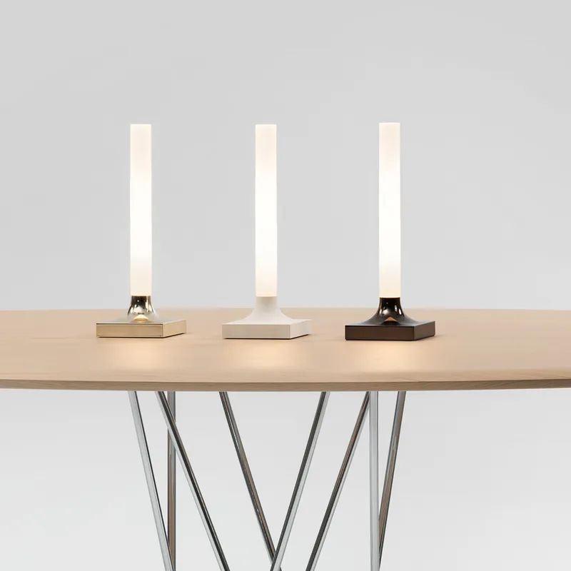 Goodnight Battery Tafellamp White - Kartell - Woonkamer - Designer - Kunststof von Kartell – Produktfoto