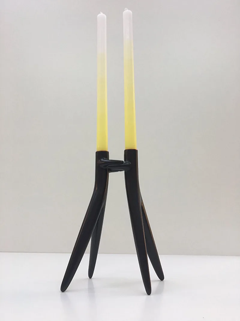 Kandelaar Abbracciaio by Kartell in Zwart – product photo
