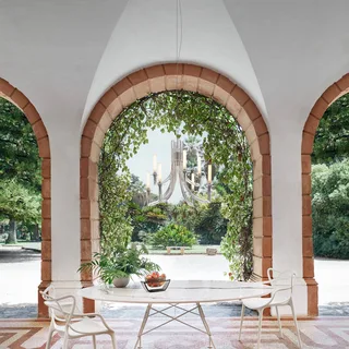 Khan kroonluchter, Ø 77 cm, transparant by Kartell – product photo 3 of 4