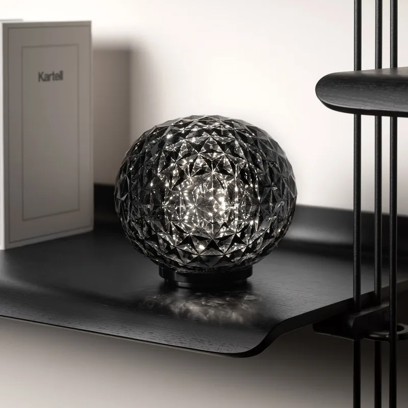Mini Planet Battery Taffellamp Smoke - Kartell - Woonkamer - Designer - Kunststof - Bol by Kartell – product photo