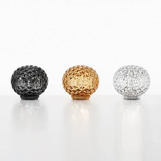 Mini Planet Plug tafellamp Crystal van Kartell – productfoto 3 van 4