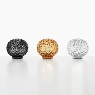 Mini Planet LED-Tischleuchte, gelb von Kartell – Produktfoto 3 von 4