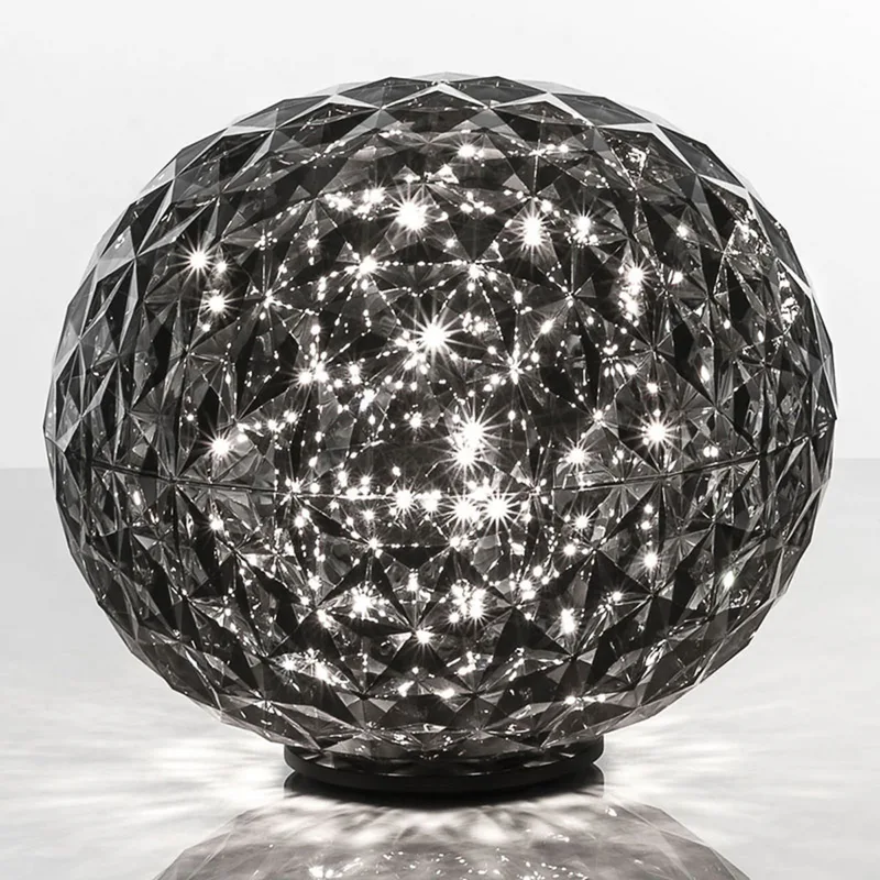 Planet Tafellamp Small Smoke - Kartell - Woonkamer - Designer - Kunststof - Bol von Kartell – Produktfoto