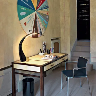Taj LED tafellamp Zwart by Kartell – product photo 4 of 5