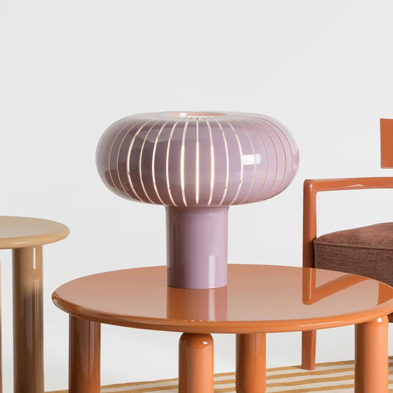 Teresa tafellamp Mauve - Kartell - Woonkamer - Designer - Kunststof - Met lampenkap von Kartell – Produktfoto