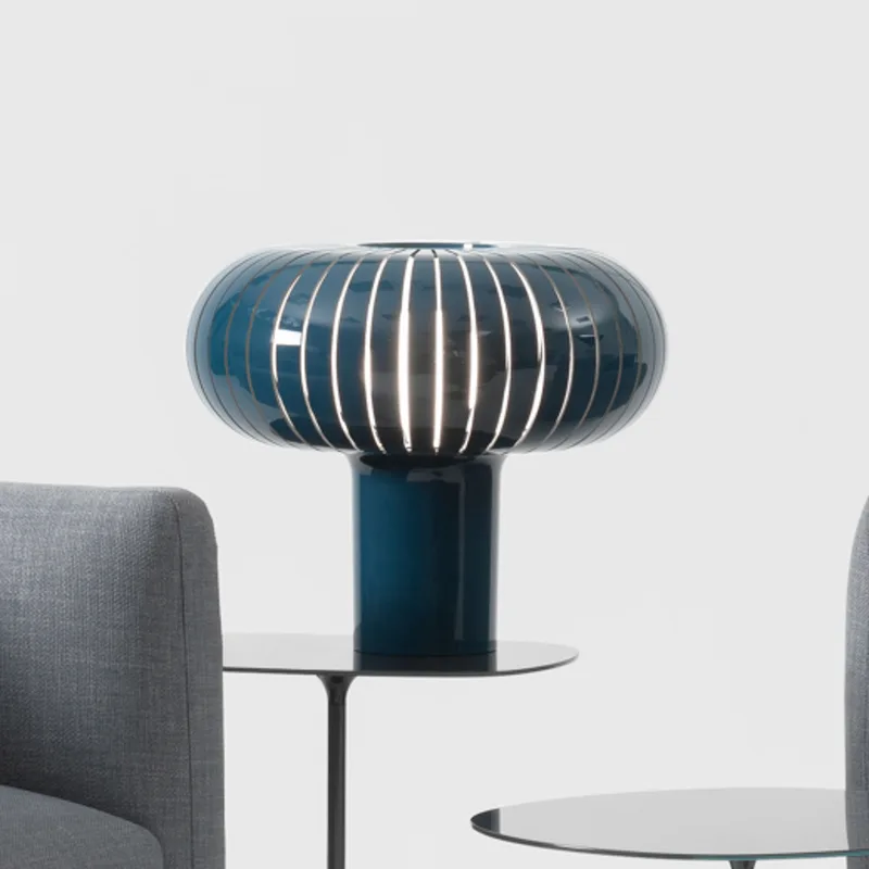 Teresa tafellamp Petroleum - Kartell - Woonkamer - Designer - Kunststof - Met lampenkap de Kartell – photo du produit