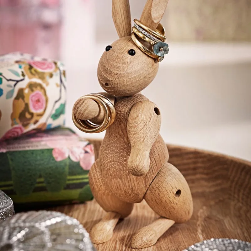 Rabbit - Decoratief object - Hout van Kay Bojesen in Bruin – productfoto