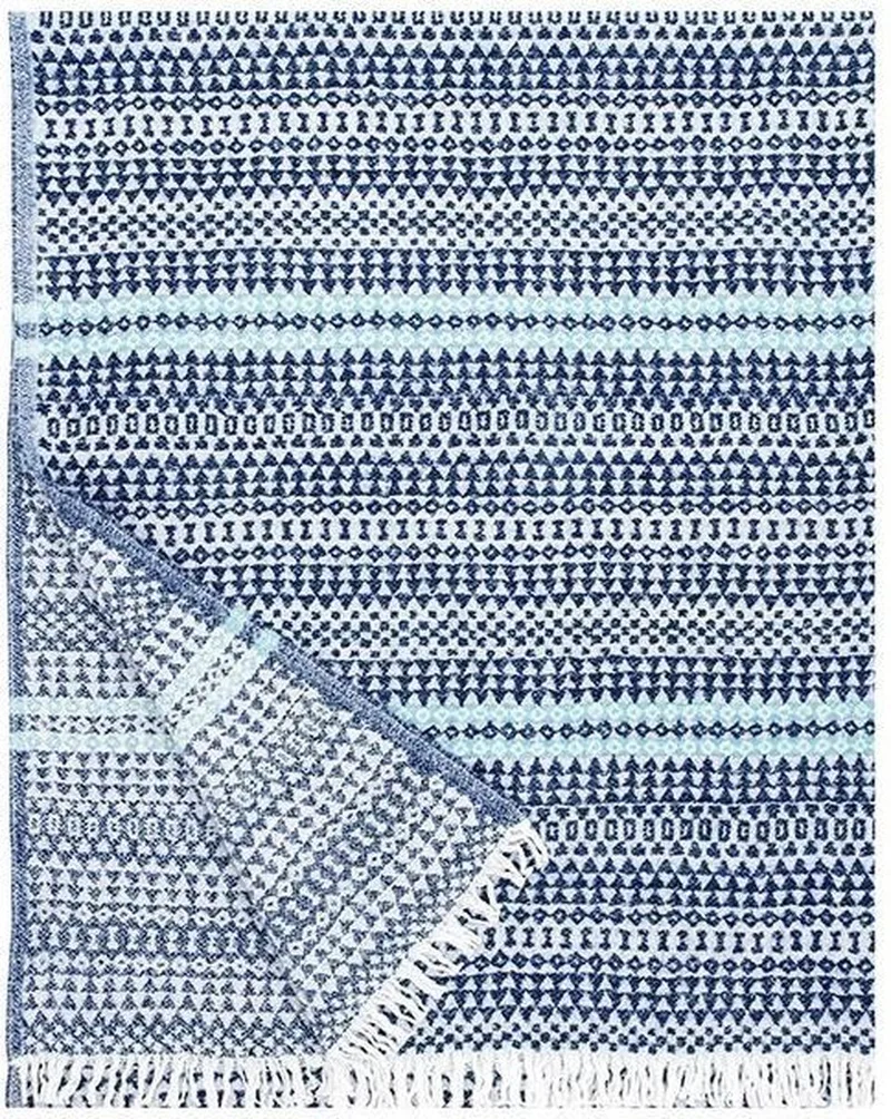 AINO Wollen Plaid – Blauw/turquoise – 130x170 van Lapuan Kankurit in Blauw – productfoto