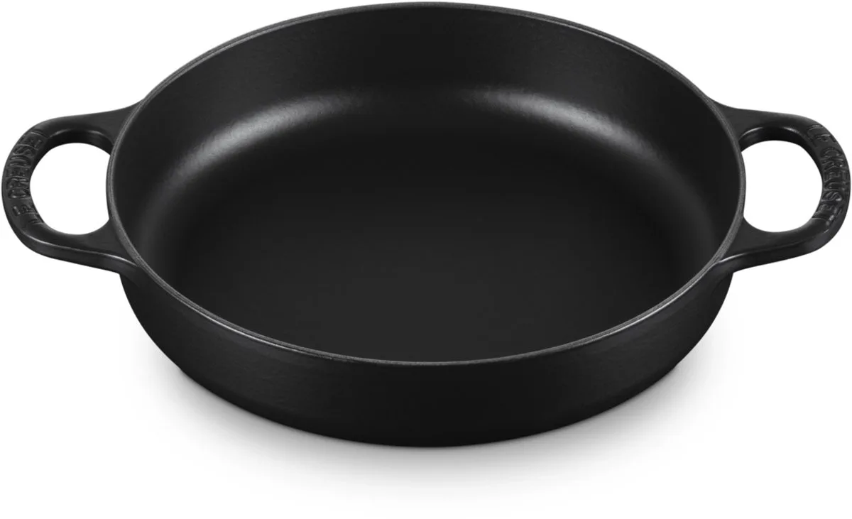gietijzeren pan voor dagelijks gebruik | 28 cm | 3,2 l | Matzwart von Le Creuset in Schwarz – Produktfoto