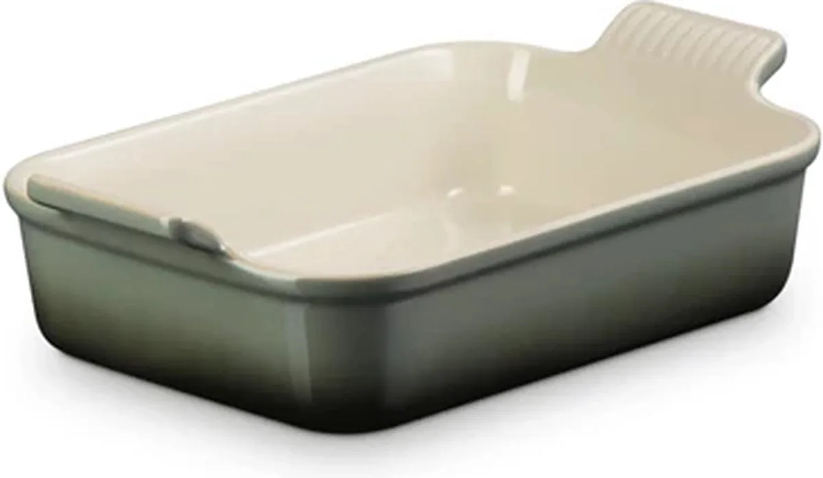 ovenschaal rechthoekig 26cm - 2,3L thyme von Le Creuset in Grün – Produktfoto