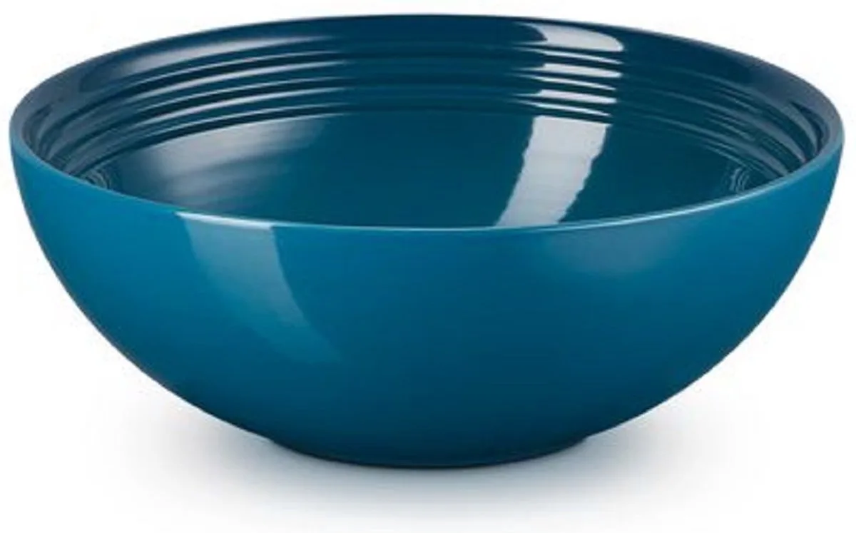 Saladeschaal - Deap Teal - ø 24 cm / 2.2 liter von Le Creuset in Blau – Produktfoto