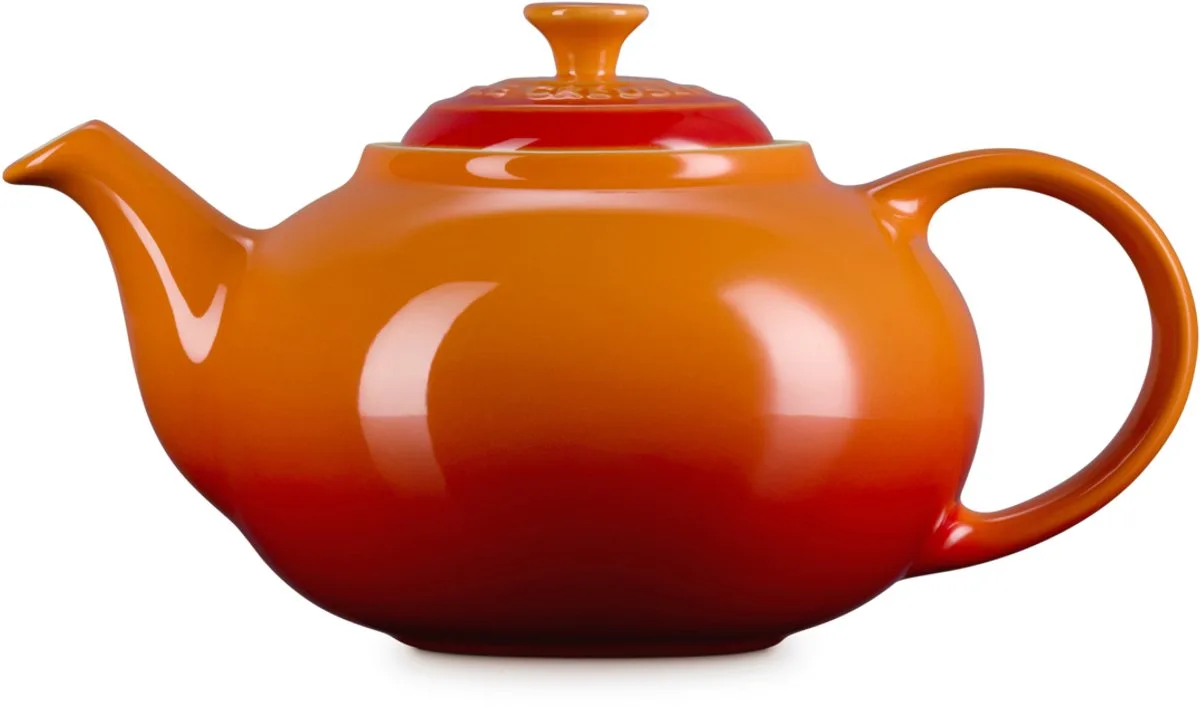 Theepot 1,3 Liter In Aardewerk Oranjerood van Le Creuset in Oranje – productfoto