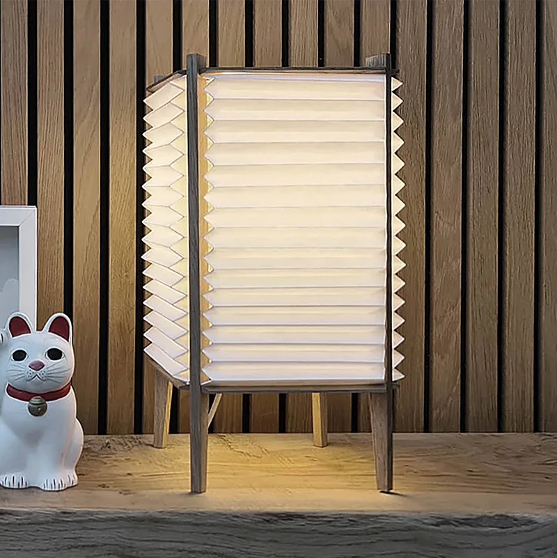 Bee Hive S Tischleuchte, Eiche, Höhe 39cm de Le Klint en Blanc, Eiche hell – photo du produit