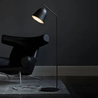 Caché - Designer-Stehleuchte de Le Klint en Noir – photo du produit 1 sur 5