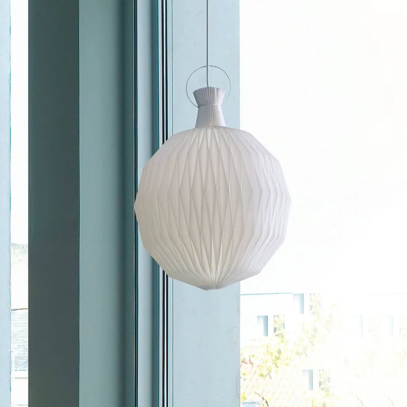 Hängeleuchte 101 Small, Papier, Ø 27 cm, E27 by Le Klint in White – product photo