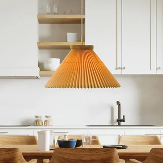 Hängeleuchte Model 1, Kunststoff, creme, Ø 44 cm van Le Klint in Crème, Messing – productfoto 2 van 4