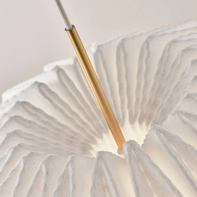 Hängeleuchte Softly Pleated I, Ø 62 cm, weiß, Filz från Le Klint i Vit, Mässing – produktbild 5 av 5
