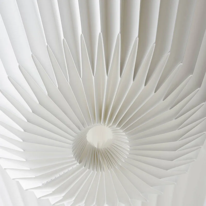 Hängeleuchte The Bouquet 3-flammig, Ø 35 cm by Le Klint in White – product photo 5 of 5