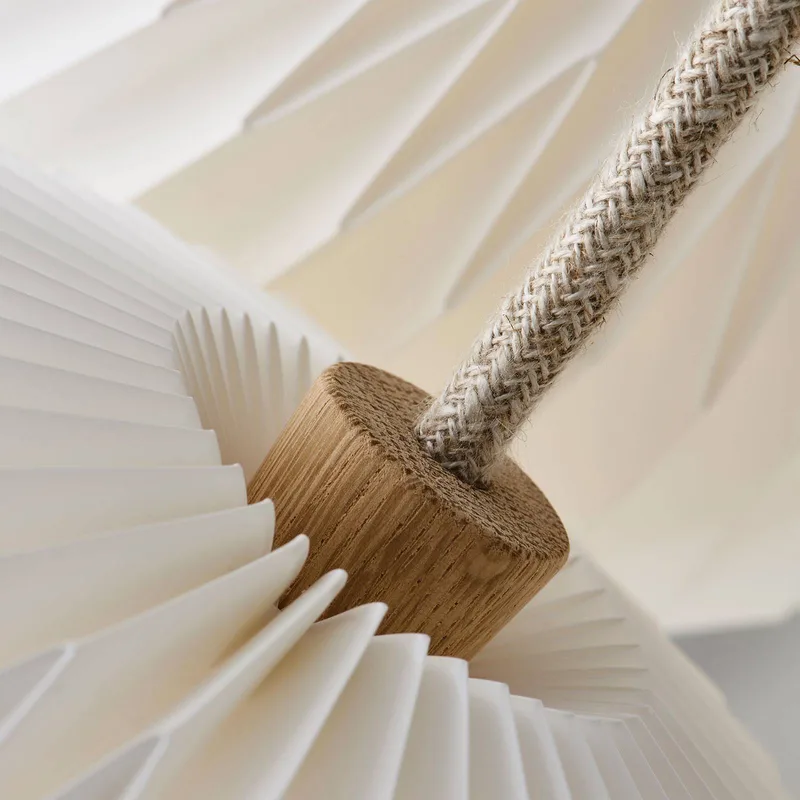 Hängeleuchte The Bouquet, Ø 55 cm, 3-flammig van Le Klint in Wit – productfoto 4 van 4