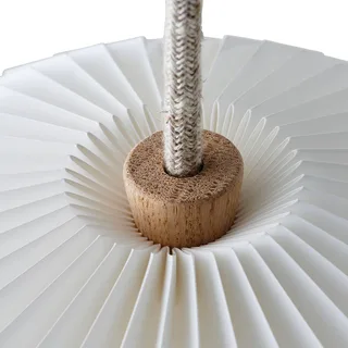 Hängeleuchte The Bouquet, Ø 80 cm, 3-flammig by Le Klint in White – product photo 2 of 5