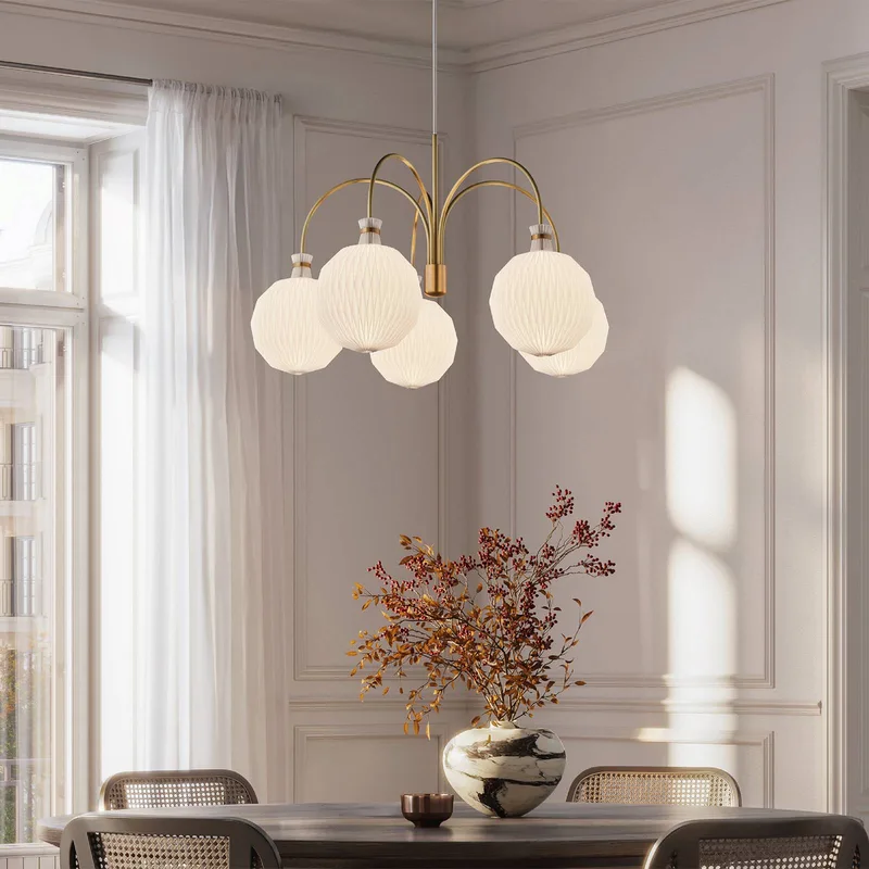 Kronleuchter Kaare Klint Legacy 101, weiß, 5-flg. by Le Klint in White, Brass – product photo 2 of 5