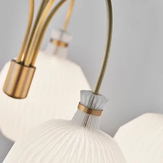 Kronleuchter Kaare Klint Legacy 101, weiß, 5-flg. by Le Klint in White, Brass – product photo 3 of 5