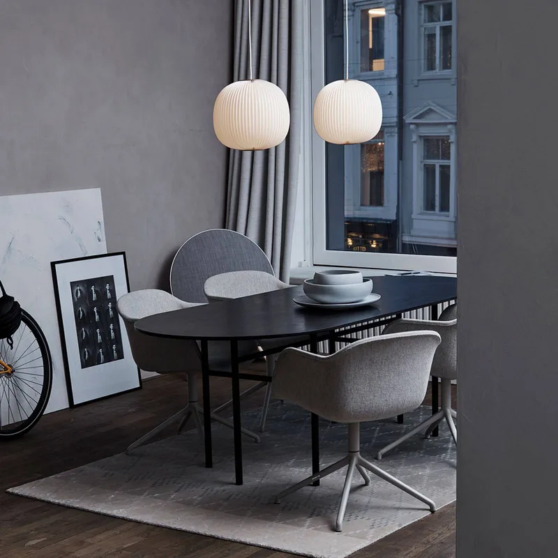 Lamella 3 - Designer-Hängelampe, gold de Le Klint en Blanc – photo du produit 3 sur 3