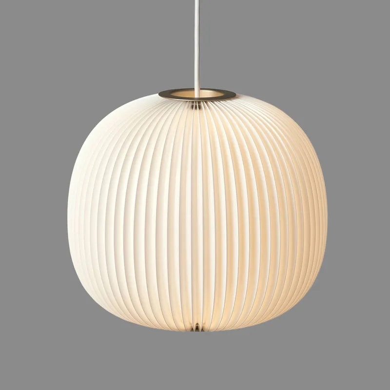 Lamella 3 - Designer-Hängelampe, gold by Le Klint in White – product photo