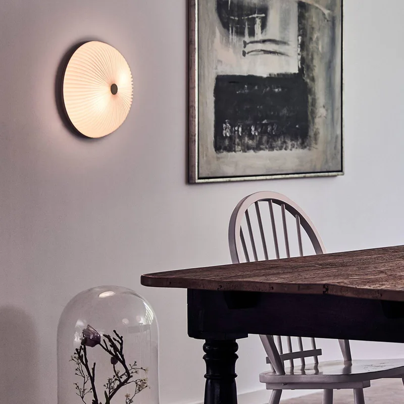 Lamella Wandleuchte goldfarben 35 cm van Le Klint in Wit – productfoto 3 van 3