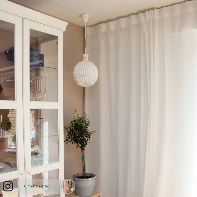 LE KLINT 101 Small, Pendelleuchte aus Kunststoff van Le Klint in Wit – productfoto