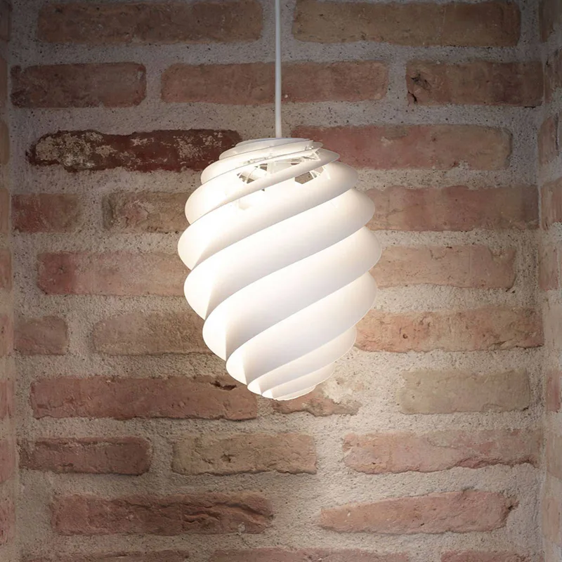 Swirl 2 Small, weiße Hängeleuchte by Le Klint in White – product photo