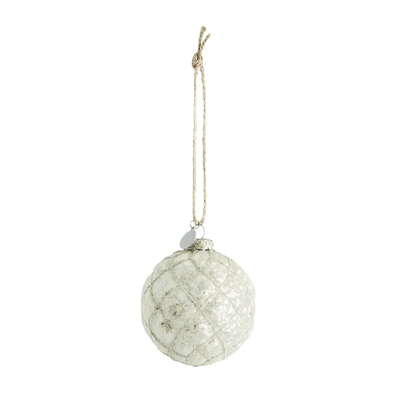 Norille Weihnachtskugel Ø8cm Off White fra Lene Bjerre – produktbillede