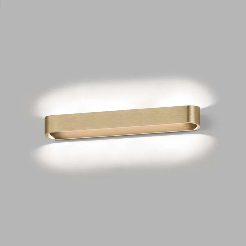 Aura W3 Wandlamp 2700/3000K Brass de LIGHT-POINT – photo du produit