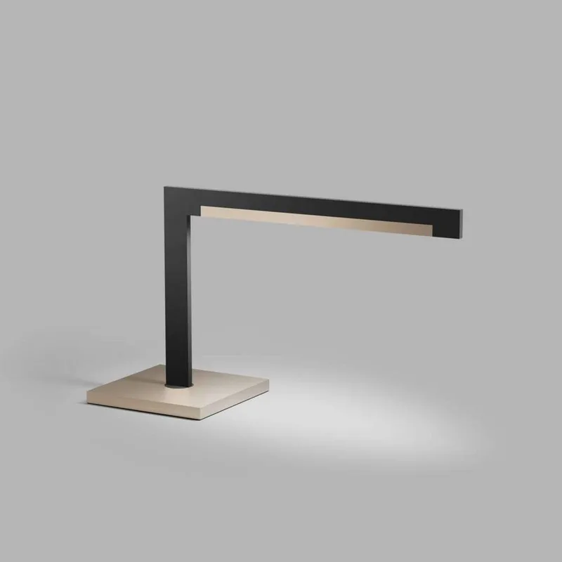 Inlay T2 Linear tafellamp, goud/zwart, 40 cm by LIGHT-POINT – product photo