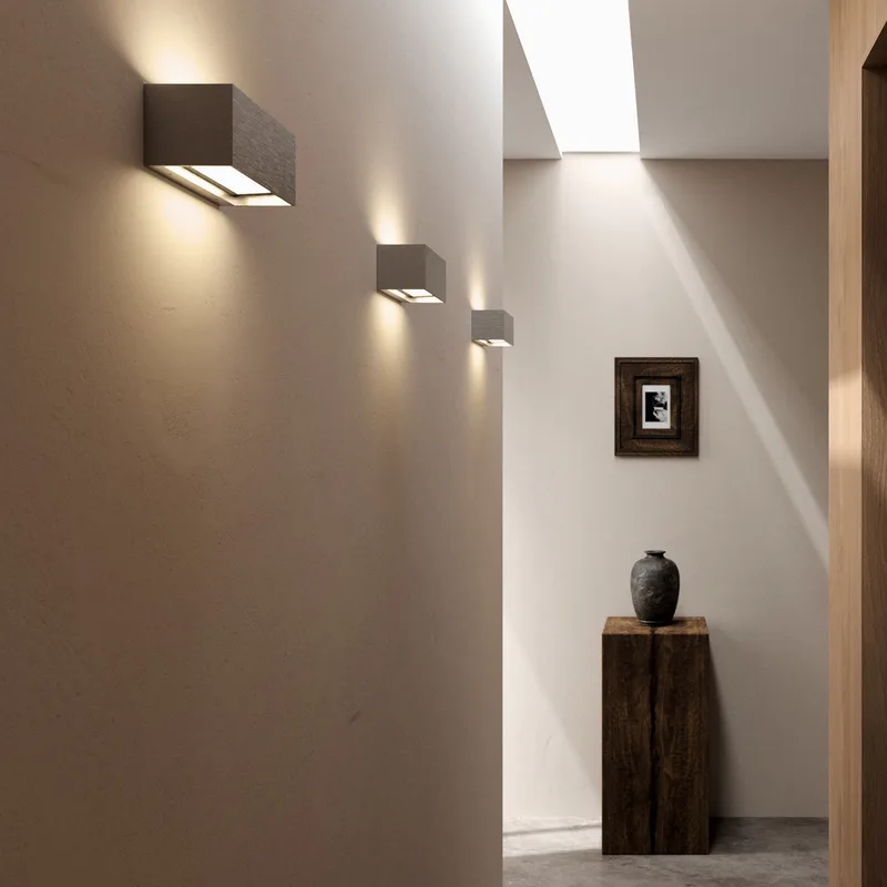 Linea W1 LED wandlamp titaniumgrijs 15 cm, CCT, IP54 by LIGHT-POINT – product photo