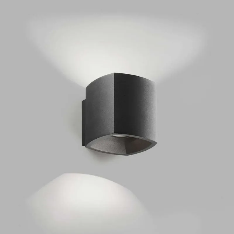 Mirage 1 Wandlamp In/Out Black by LIGHT-POINT – product photo
