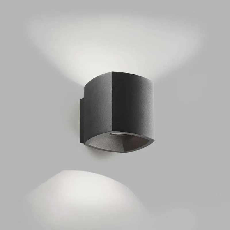Mirage 2 Wandlamp In/Out Black by LIGHT-POINT – product photo