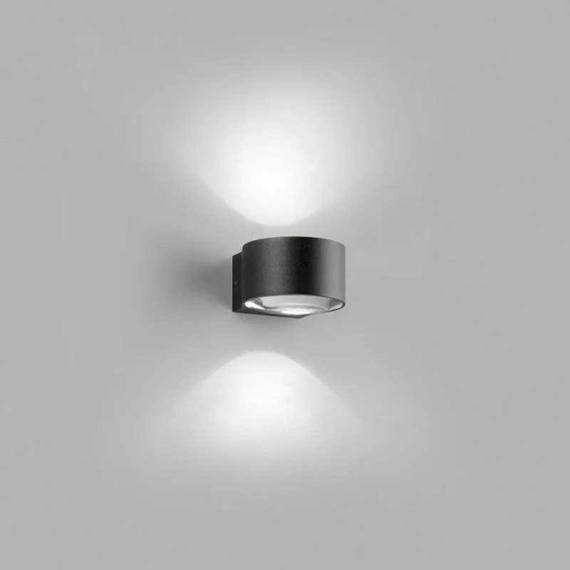 Orbit Mini wandlamp 3000K zwart by LIGHT-POINT – product photo