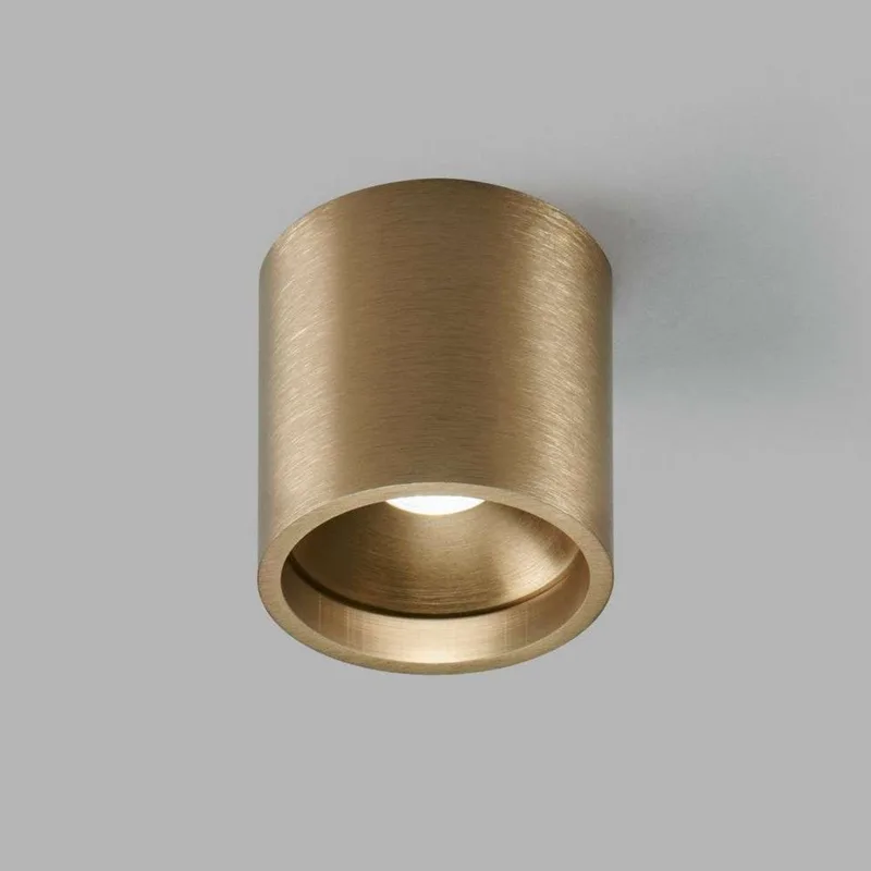 Solo 2 Round Plafondlamp 10W 2700K Brass von LIGHT-POINT – Produktfoto