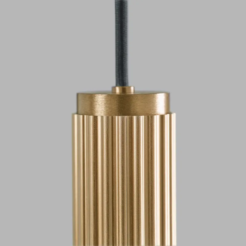 Velvet S2 Switch LED hanglamp, messing by LIGHT-POINT – product photo