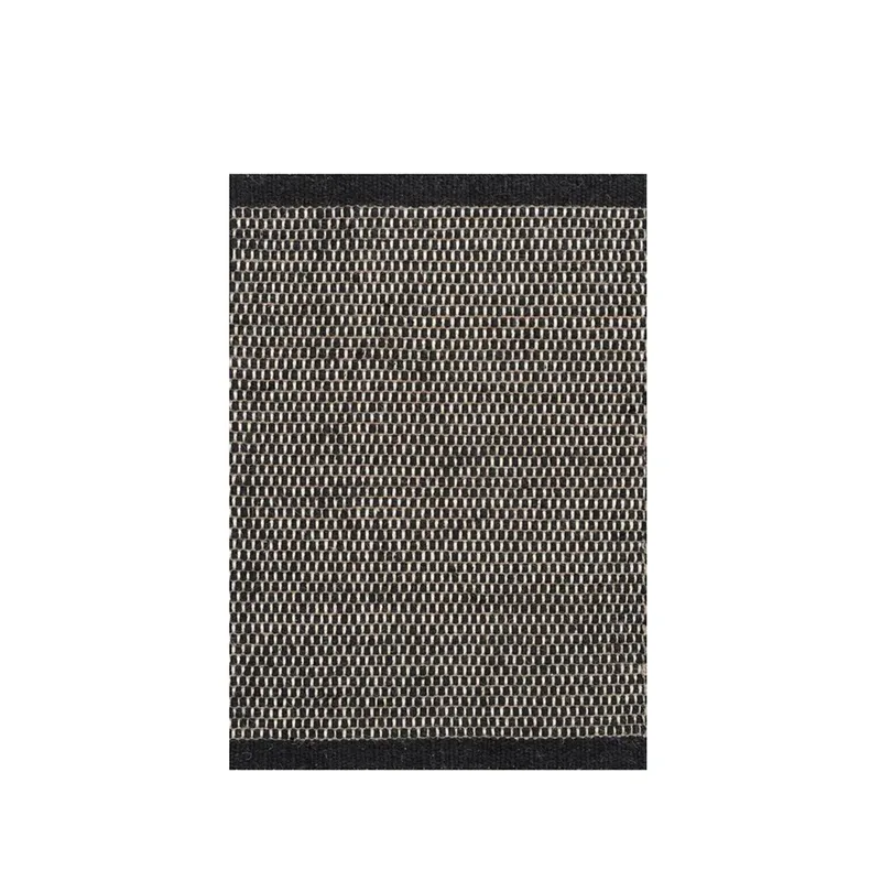 Asko Teppich Black, 170 x 240cm von Linie Design – Produktfoto