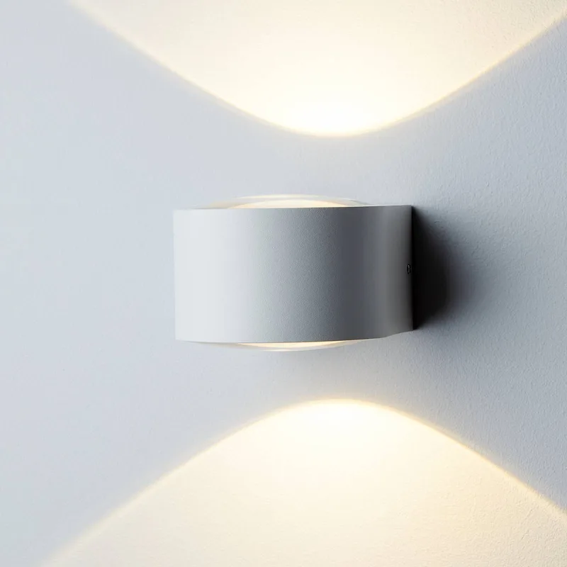 Frey LED wandlamp IP65 2x6W wit van LOOM DESIGN in Wit, Helder – productfoto