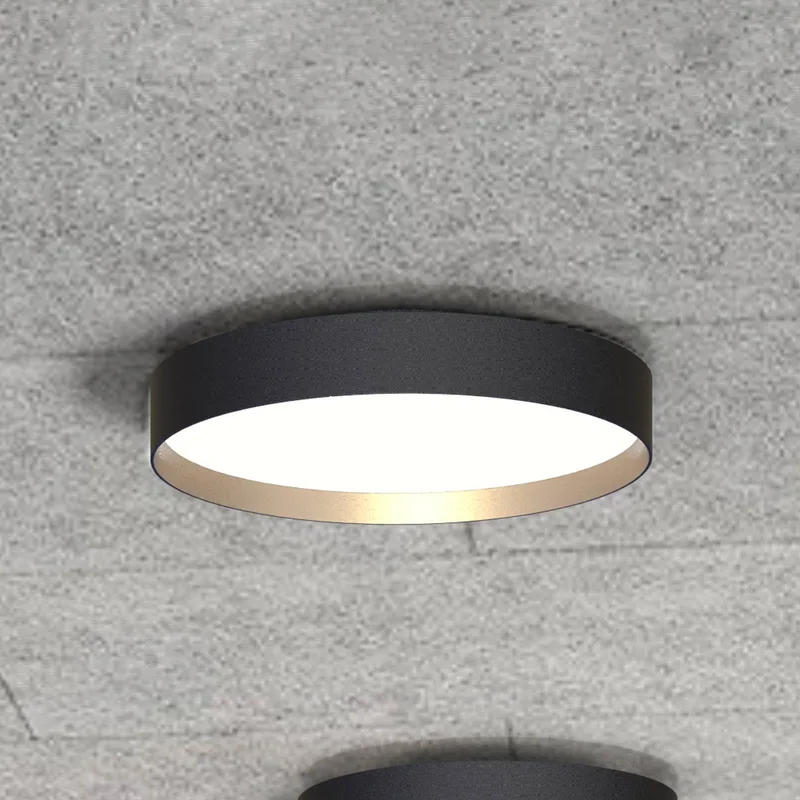 LED plafondlamp Lucia zwart/goudkleurig Ø 35 cm van LOOM DESIGN in Zwart, Goud – productfoto